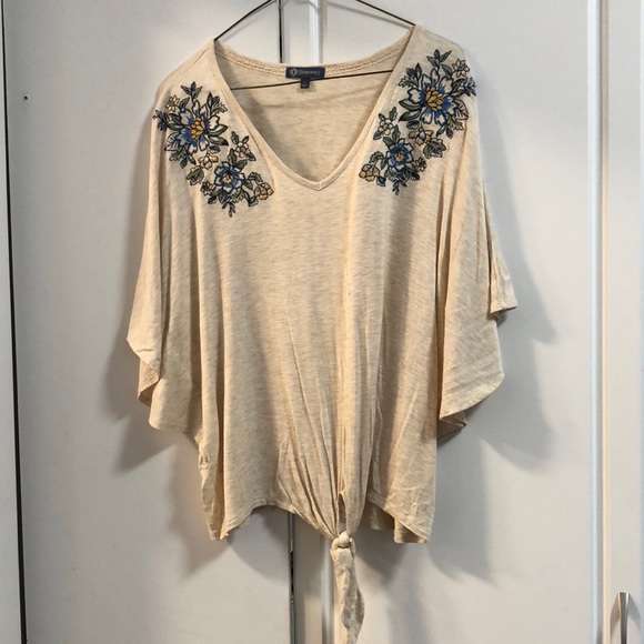 Democracy shirt woman’s small floral embroidered embroidery cottagecore western - Picture 1 of 4